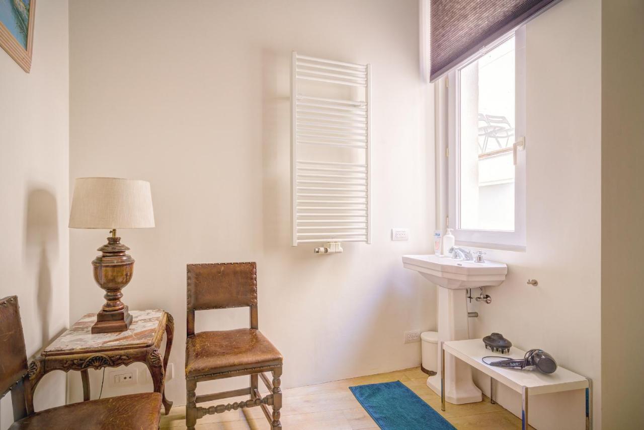 The Bright Stone Lodge. Heart Of Αμβέρσα Εξωτερικό φωτογραφία